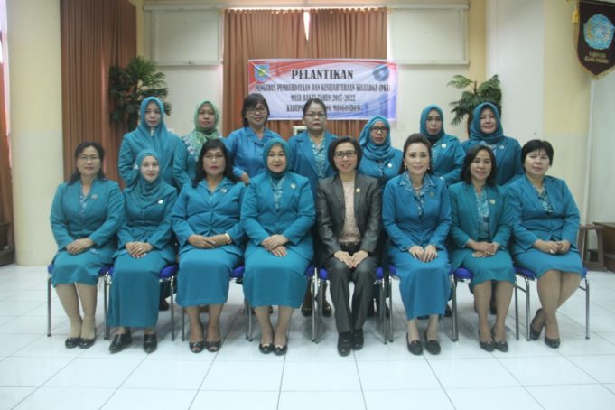 Yasti Melantik Pengurus TP-PKK Kab.Bolaang Mongondow