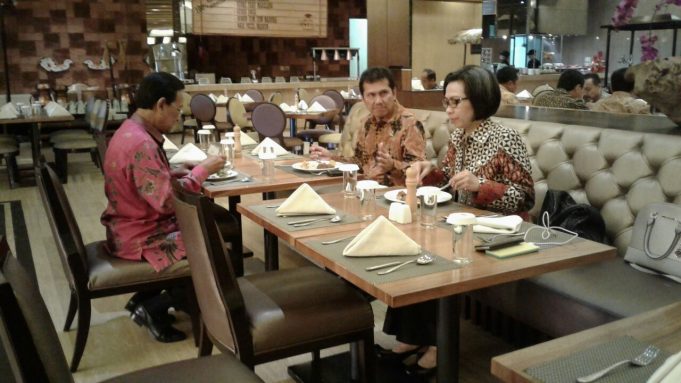 Bupati Terima Laporan Hasil SAKIP 2017