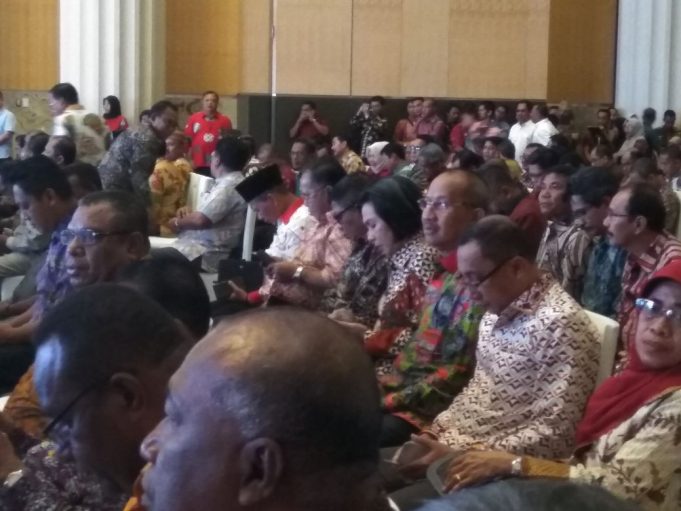 Hadiri Penyerahan LHE-SAKIP, Yasti: Kedepan Bolmong Harus Raih Opini Yang Lebih Baik