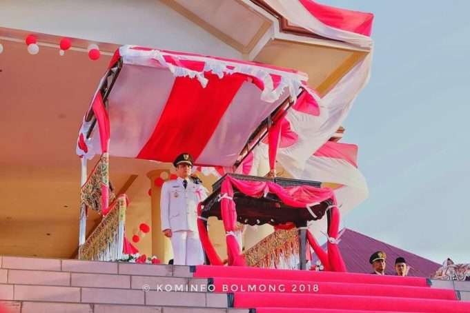 Wakil Bupati Pimpin Upacara Penurunan Bendera Merah Putih