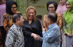 Bupati Bolmong dan Walikota Kotamobagu, Satu Satunya Walikota Dan Bupati Hadir Dalam Lokakarya Di Istana Negara