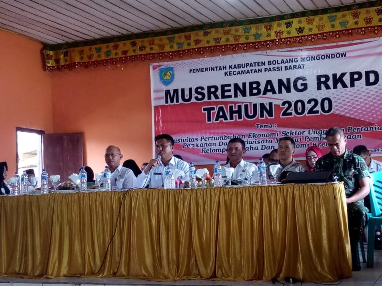 Sekda Buka Musrenbang RKPD Tahun 2020 Kecamatan Passi Barat