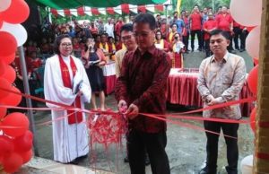 Wabup Hadiri Perayaan Hut ke 70 dan Peresmian Gereja GMIBM Efrata Kaiya