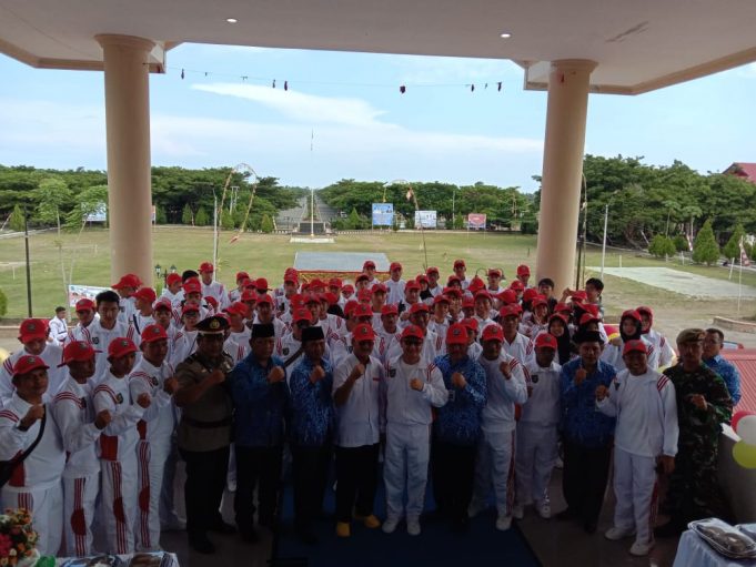 Wabup Bolmong Lepas Kontingen Atlet Porprov Sulut