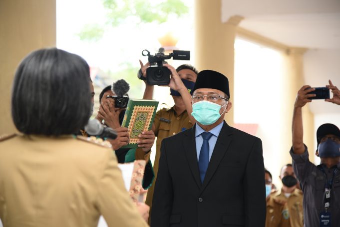 Bupati Lantik Kamran Sebagai Dirut PDAM Bolmong