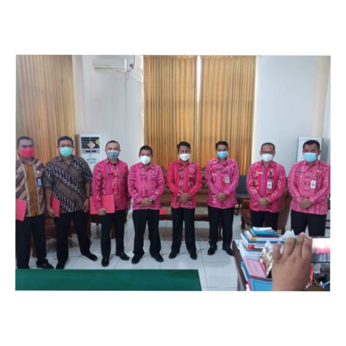 Sekda Serahkan SK PLT Eselon Dua Dan Eselon Tiga