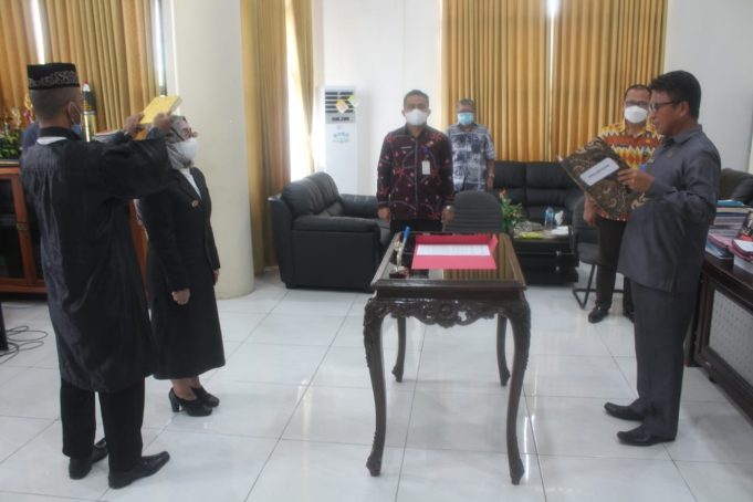 Wakili Bupati Sekda Bolmong Lantik Kepala Bagian Umum Setda Bolmong