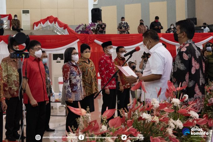 Bupati Bolmong dan Kepala Daerah Se-Sulut Di Kukuhkan Sebagai TPAKD Kabupaten dan Kota